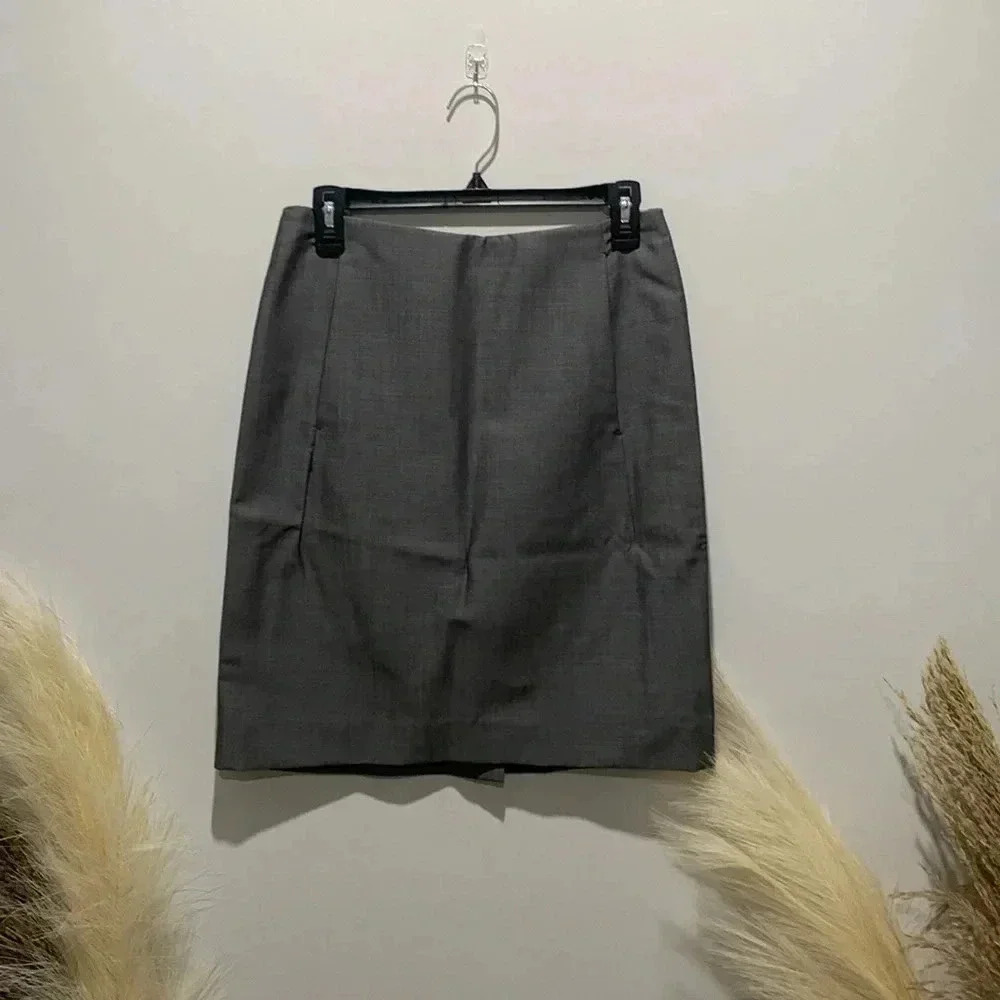Marc Jacob’s, like new condition skirt!